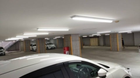 駐車場LED蛍光灯型