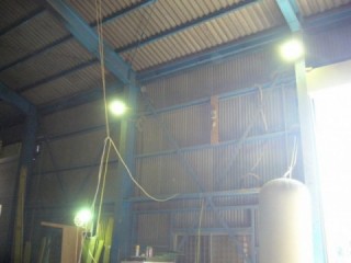 生産工場LED　BRIGHT