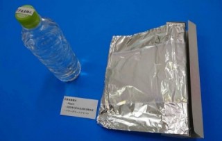 次亜塩素酸水（強酸性水や弱酸性水、微酸性水）の保管と次亜塩素さ濃度の維持、使用期限について遮光ボトルが無い場合は透明ペットボトルにアルミを巻いて代用